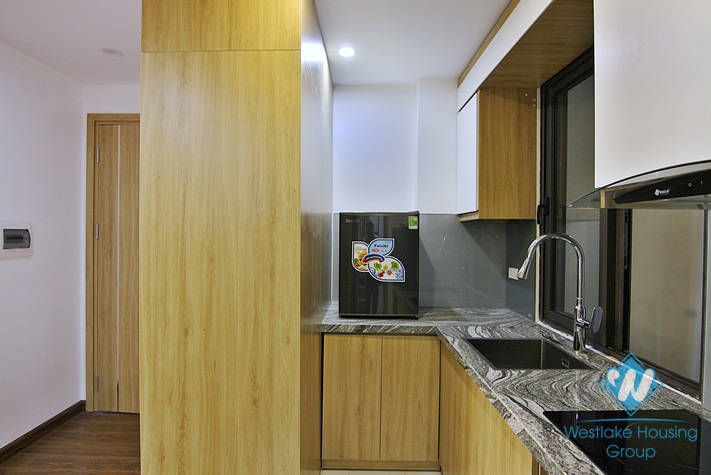 A brand new studio with lot of natural light in Tay ho, Ha noi